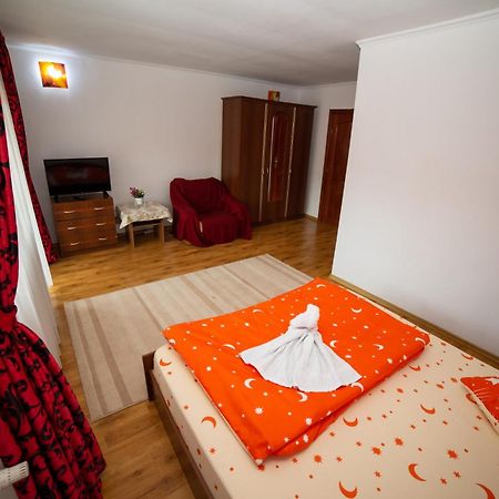 Готель Casa Binu Арієшень Екстер'єр фото