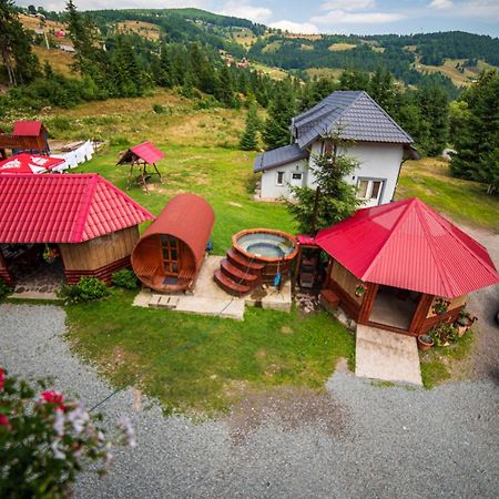 Готель Casa Binu Арієшень Екстер'єр фото