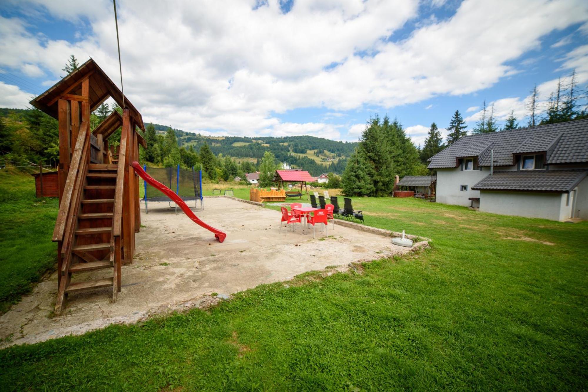 Готель Casa Binu Арієшень Екстер'єр фото
