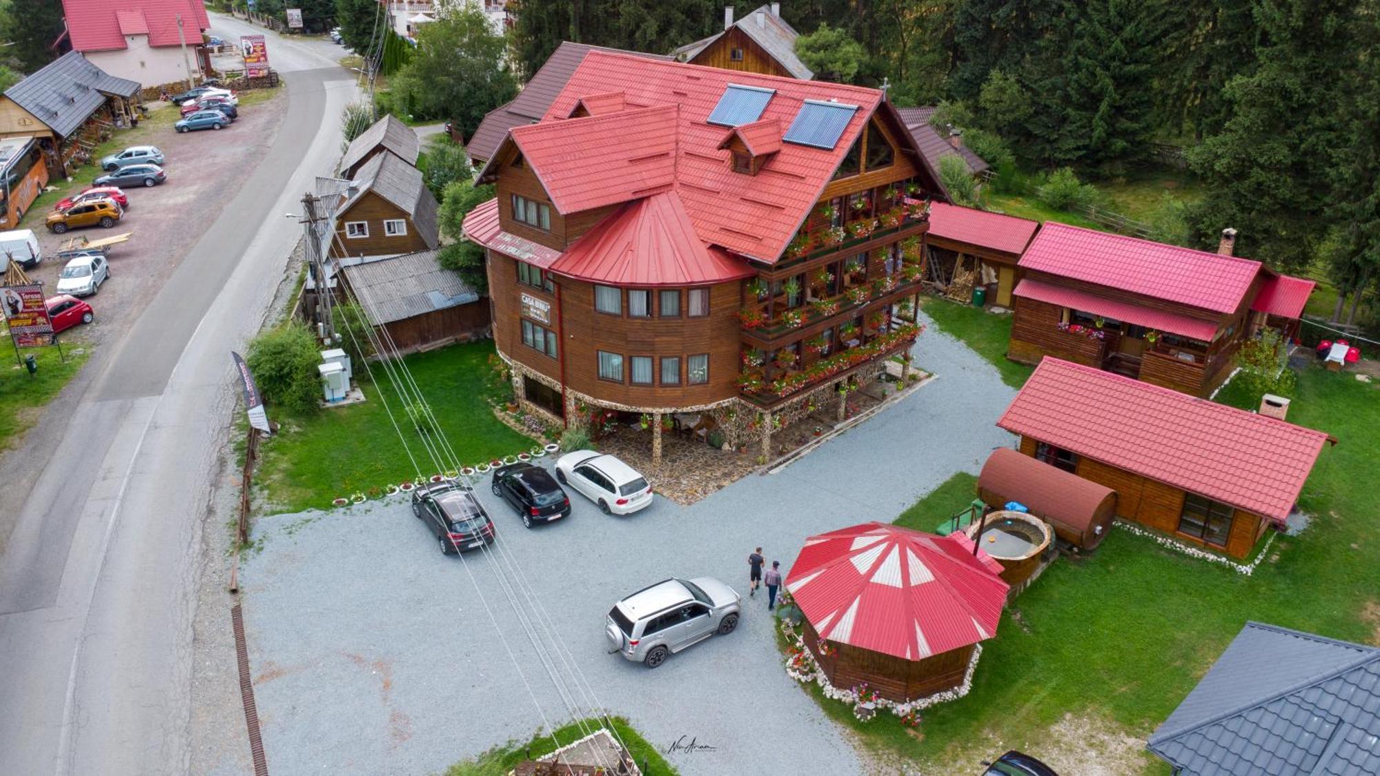 Готель Casa Binu Арієшень Екстер'єр фото
